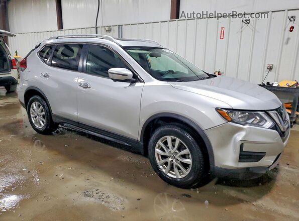 5N1AT2MV0JC768957 2018 NISSAN ROGUE Silver 