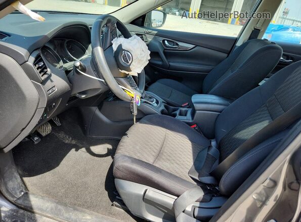 5N1AT2MV0JC769249 2018 NISSAN ROGUE Gray Вид салону спереду