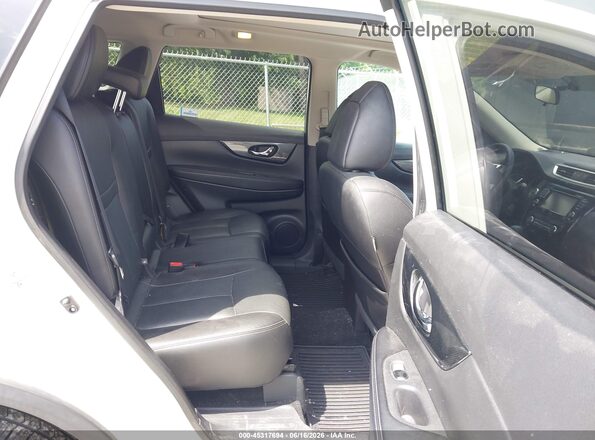 5N1AT2MV1GC793942 2016 NISSAN ROGUE Белый 