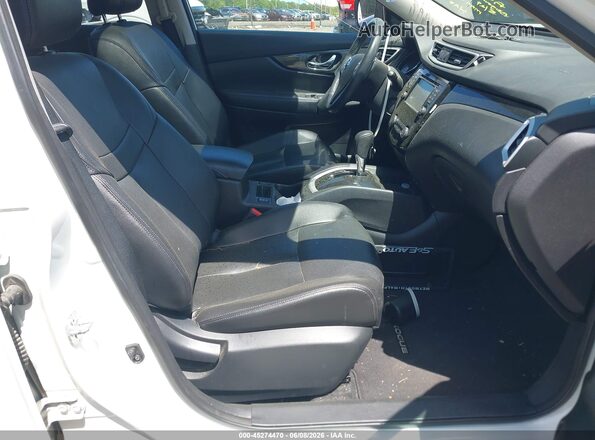 5N1AT2MV2GC744233 2016 NISSAN ROGUE White 