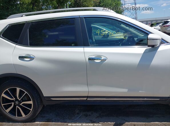5N1AT2MV2HC743570 2017 NISSAN ROGUE White Vista interior trasera