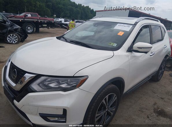 5N1AT2MV2HC761244 2017 NISSAN ROGUE White Przód lewy