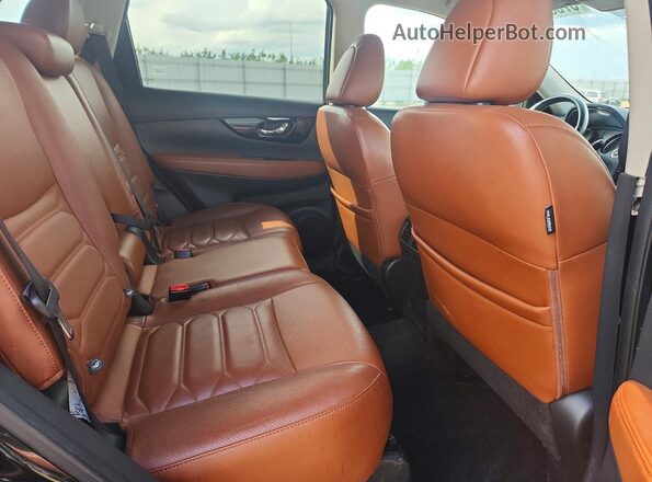 5N1AT2MV2HC879357 2017 NISSAN ROGUE Black Սալոնի հետևի տեսք