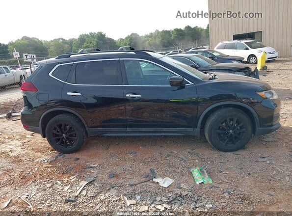 5N1AT2MV2JC743266 2018 NISSAN ROGUE Черный Вид задней части салона
