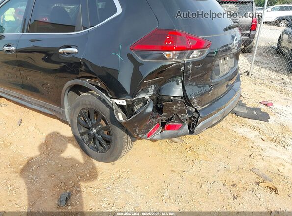 5N1AT2MV2JC743266 2018 NISSAN ROGUE Черный Вид спереди