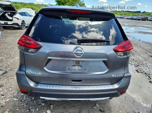 5N1AT2MV2JC754297 2018 NISSAN ROGUE Gray Widok z tyłu