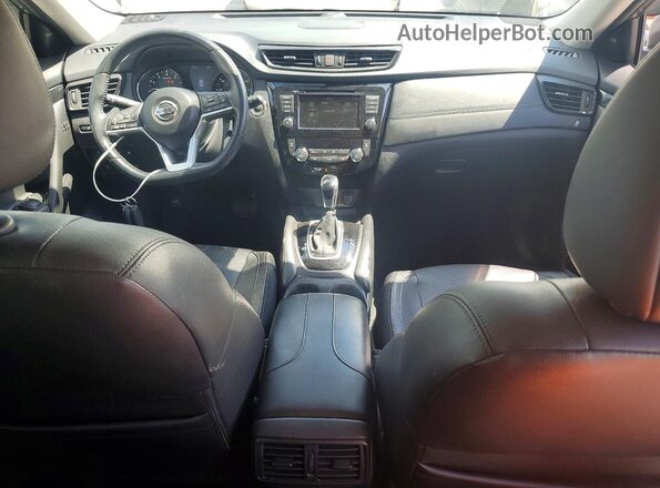 5N1AT2MV2JC760889 2018 NISSAN ROGUE Silver Dashboard view