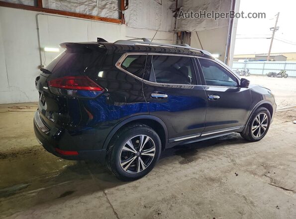 5N1AT2MV2JC827443 2018 NISSAN ROGUE Black Tył prawy