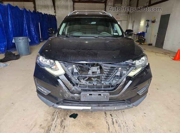 5N1AT2MV2JC827443 2018 NISSAN ROGUE Black Widok z przodu
