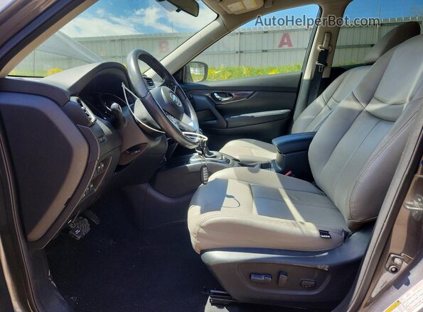 5N1AT2MV2JC830228 2018 NISSAN ROGUE Gray Vista interior delantera