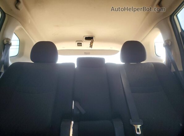 5N1AT2MV2JC843710 2018 NISSAN ROGUE White უკანა სავარძლების ხედი