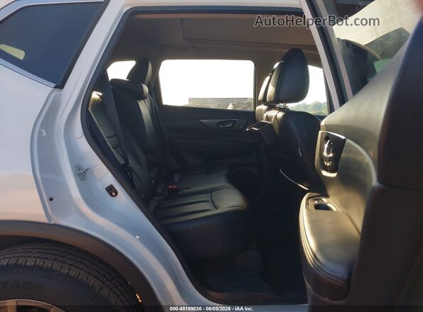 5N1AT2MV3GC751367 2016 NISSAN ROGUE White VIN კოდის სტიკერის ხედი