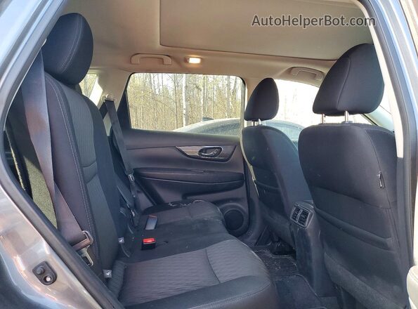 5N1AT2MV3HC862986 2017 NISSAN ROGUE Gray Սալոնի հետևի տեսք