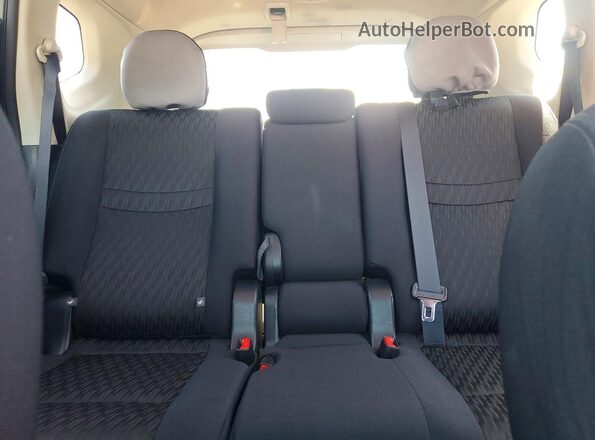 5N1AT2MV3JC774199 2018 NISSAN ROGUE Gray Rear seats view