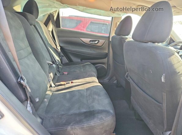 5N1AT2MV4GC746307 2016 NISSAN ROGUE White Rear seats view