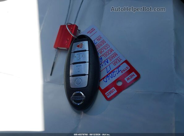 5N1AT2MV4HC763674 2017 NISSAN ROGUE Black Առջևի վահանակի տեսք