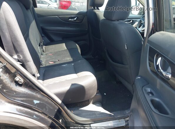 5N1AT2MV4HC763674 2017 NISSAN ROGUE Black VIN կոդի պիտակի տեսք