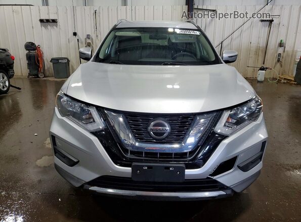 5N1AT2MV4JC711032 2018 NISSAN ROGUE Silver Front view