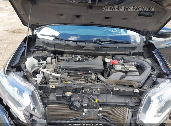 5N1AT2MV4JC725867 2018 NISSAN ROGUE Black Rear view
