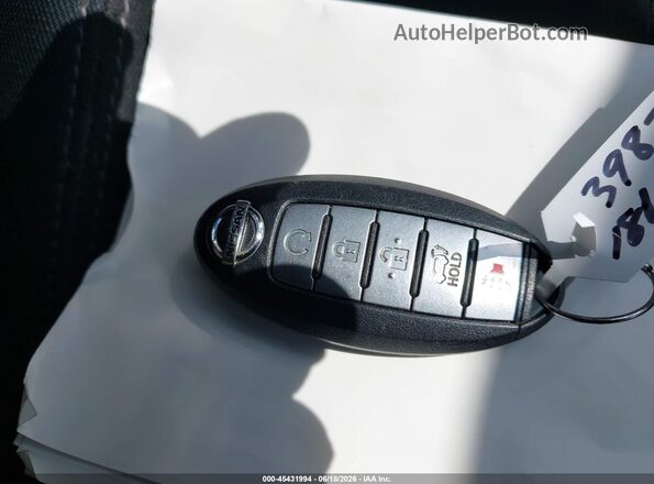 5N1AT2MV4JC725867 2018 NISSAN ROGUE Black Dashboard view