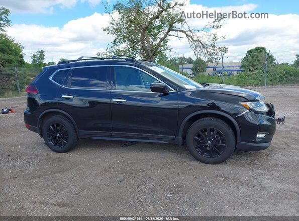 5N1AT2MV4JC725867 2018 NISSAN ROGUE Black Rear interior view