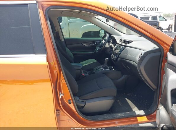 5N1AT2MV4JC770436 2018 NISSAN ROGUE Orange Вид салону спереду