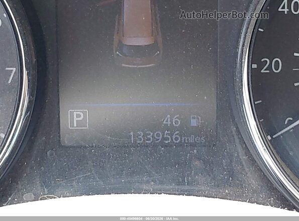5N1AT2MV4JC770436 2018 NISSAN ROGUE Orange 