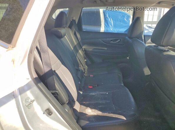 5N1AT2MV5GC827588 2016 NISSAN ROGUE Silver უკანა სავარძლების ხედი