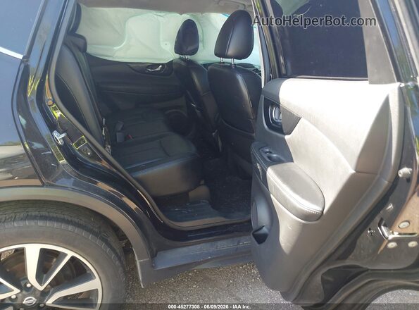 5N1AT2MV5HC765790 2017 NISSAN ROGUE Черный Вид наклейки с VIN-кодом