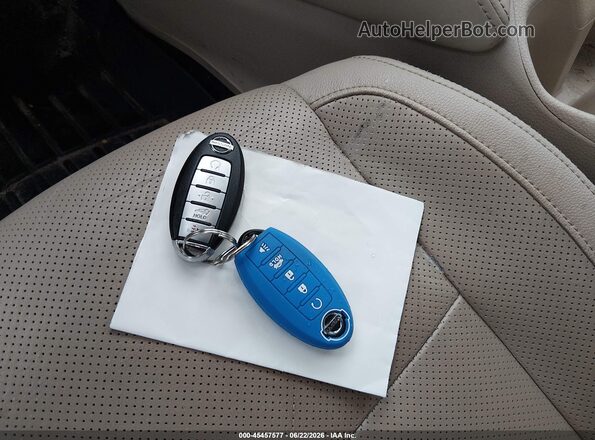 5N1AT2MV5HC822330 2017 NISSAN ROGUE Blue Vista del salpicadero