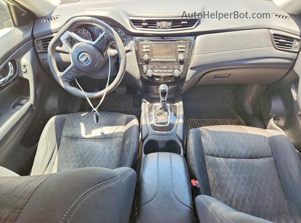 5N1AT2MV5HC874475 2017 NISSAN ROGUE White Dashboard view