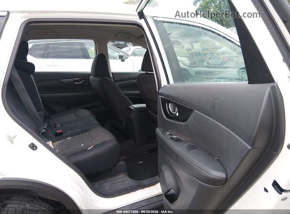 5N1AT2MV5HC882818 2017 NISSAN ROGUE White Widok naklejki z numerem VIN