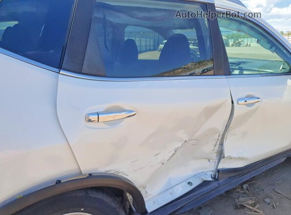 5N1AT2MV5HC883824 2017 NISSAN ROGUE White 