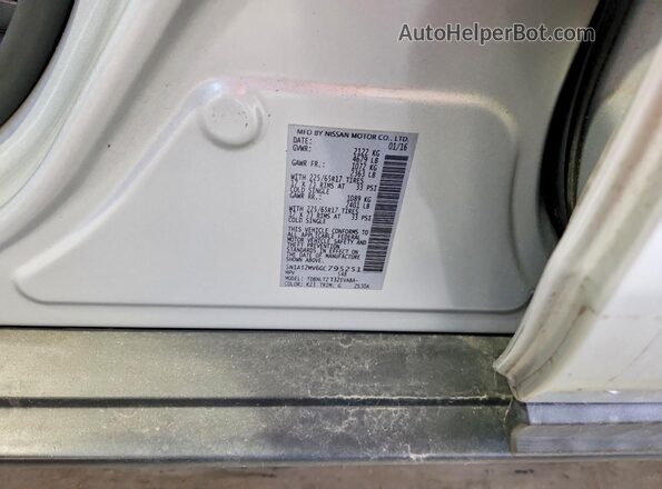5N1AT2MV6GC795251 2016 NISSAN ROGUE Silver 360 interior view