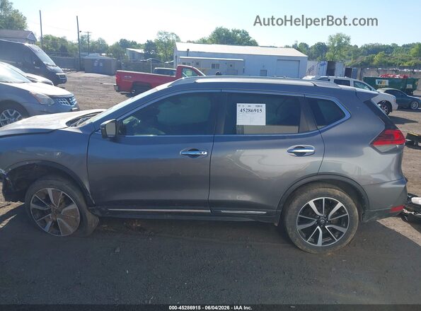 5N1AT2MV6HC794585 2017 NISSAN ROGUE Gray უკანა სალონის ხედი