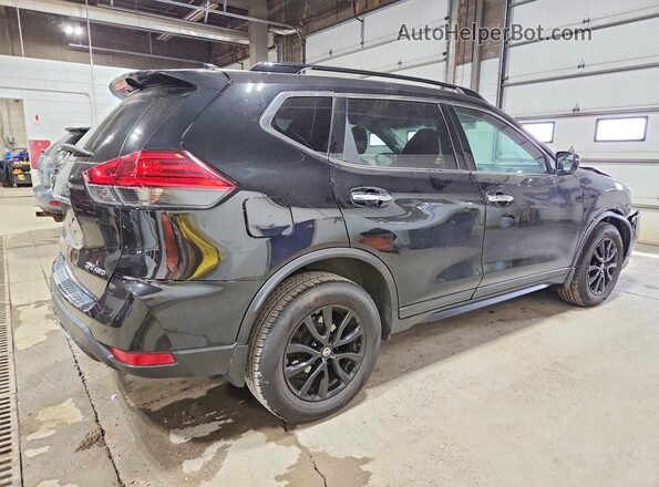 5N1AT2MV6HC811045 2017 NISSAN ROGUE Black 