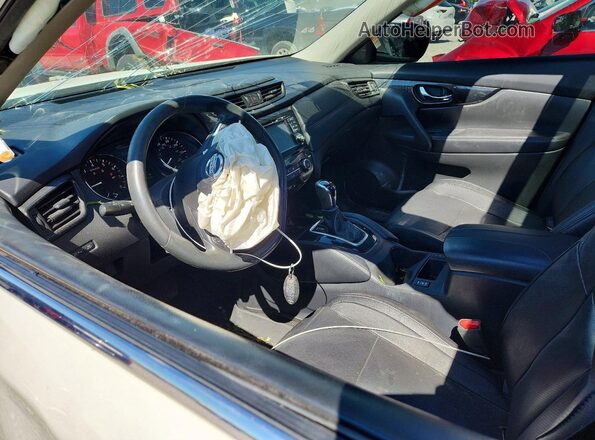 5N1AT2MV6HC835118 2017 NISSAN ROGUE White Vista interior delantera