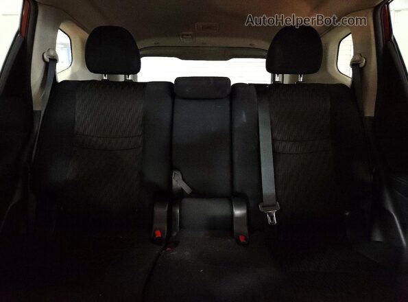 5N1AT2MV6JC752455 2018 NISSAN ROGUE Red Հետևի նստատեղերի տեսք