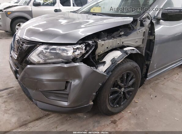 5N1AT2MV6JC819197 2018 NISSAN ROGUE Gray Widok z przodu