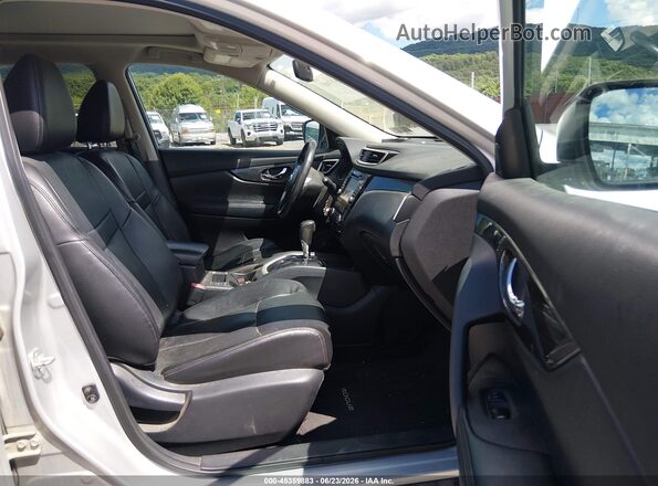 5N1AT2MV7GC754305 2016 NISSAN ROGUE Silver Սալոնի դիմացի տեսք