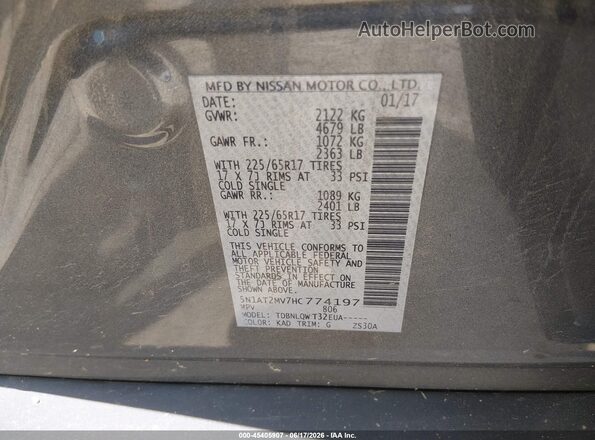 5N1AT2MV7HC774197 2017 NISSAN ROGUE Gray Vista del compartimento del motor