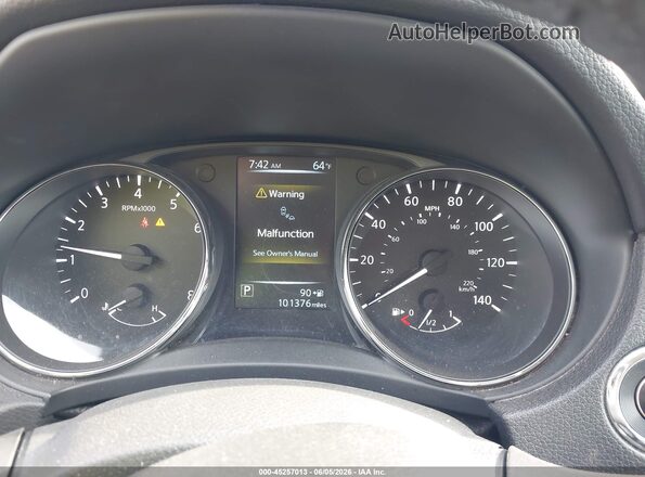 5N1AT2MV7HC869763 2017 NISSAN ROGUE White Widok tylnych siedzeń