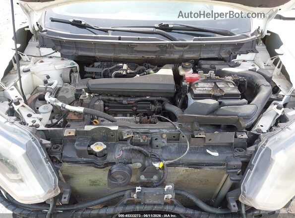 5N1AT2MV7HC884473 2017 NISSAN ROGUE White Հետևի տեսք