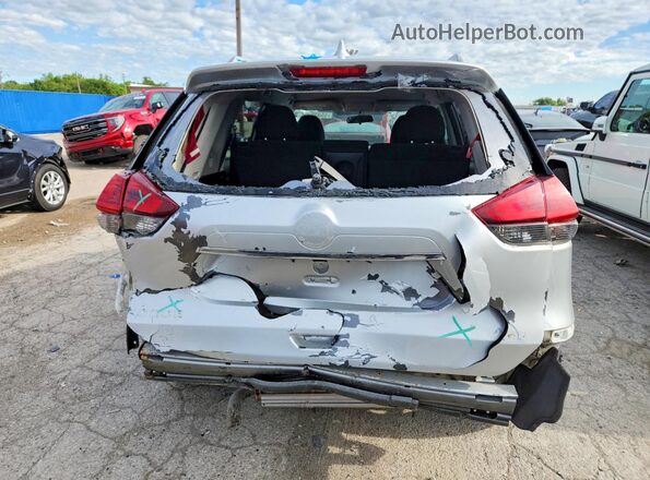 5N1AT2MV7JC710165 2018 NISSAN ROGUE Silver Rear view