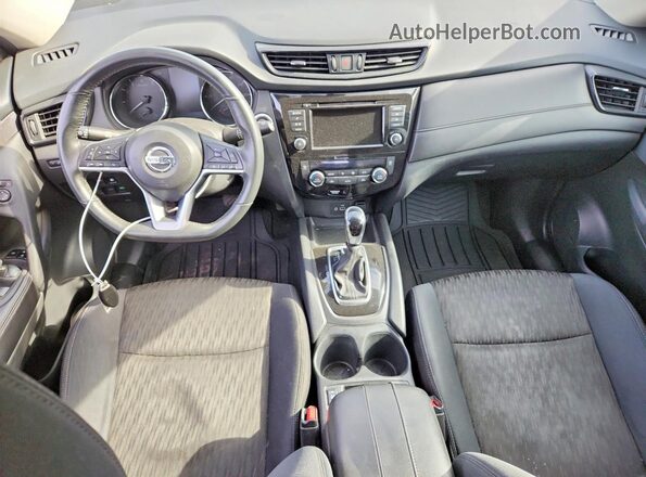 5N1AT2MV7JC710165 2018 NISSAN ROGUE Silver Dashboard view