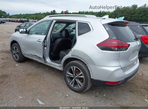 5N1AT2MV7JC730500 2018 NISSAN ROGUE Silver Tył lewy