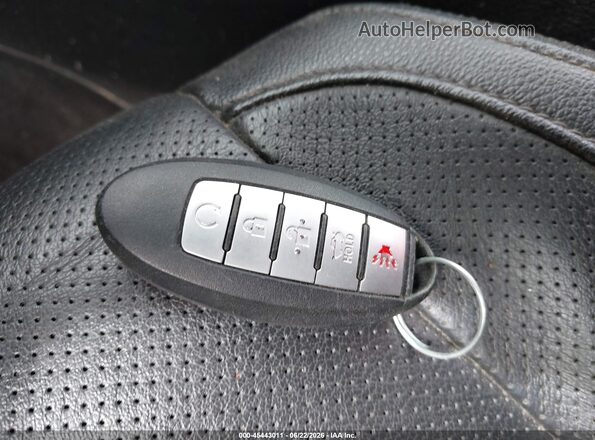 5N1AT2MV7JC730500 2018 NISSAN ROGUE Silver Widok deski rozdzielczej
