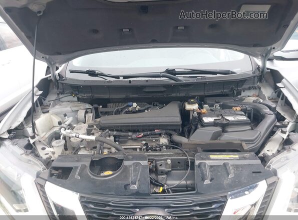 5N1AT2MV7JC825798 2018 NISSAN ROGUE Silver Rear view