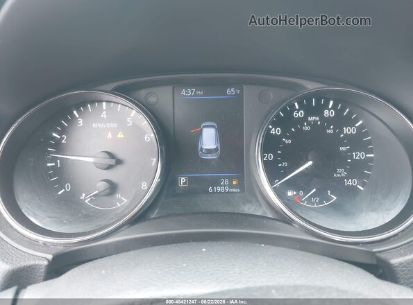 5N1AT2MV7JC825798 2018 NISSAN ROGUE Silver 