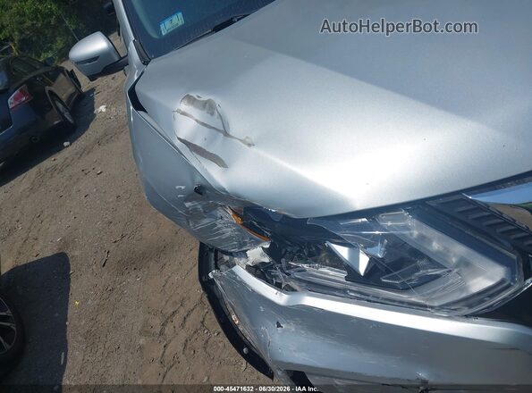 5N1AT2MV8HC755089 2017 NISSAN ROGUE Silver Widok z tyłu